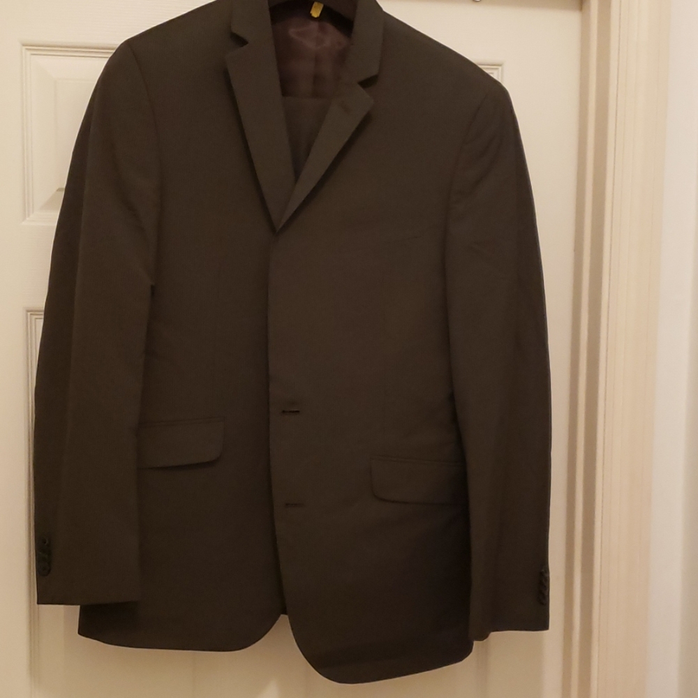 40R Brown Kenneth Cole Reaction Suit
